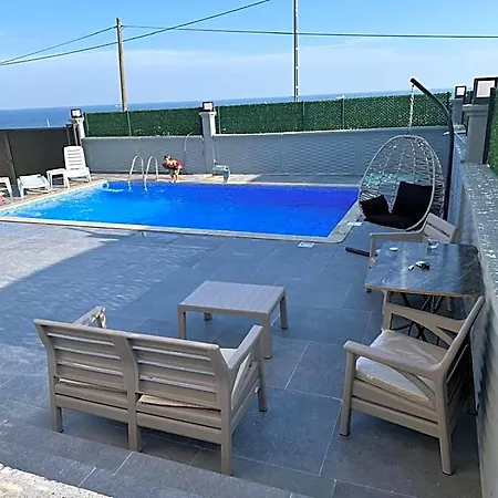 Hotel Cozy In Silivri 4*