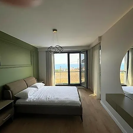 Hotel Cozy In Silivri 4*