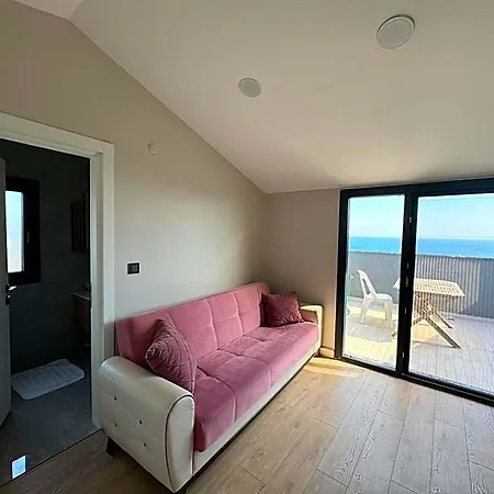 Hotel Cozy In Silivri 4*